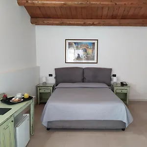 villa-scaduto-residence.sicilyhotelsitaly.net/