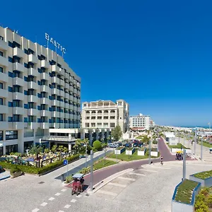Baltic Riccione-fronte Mare Отель